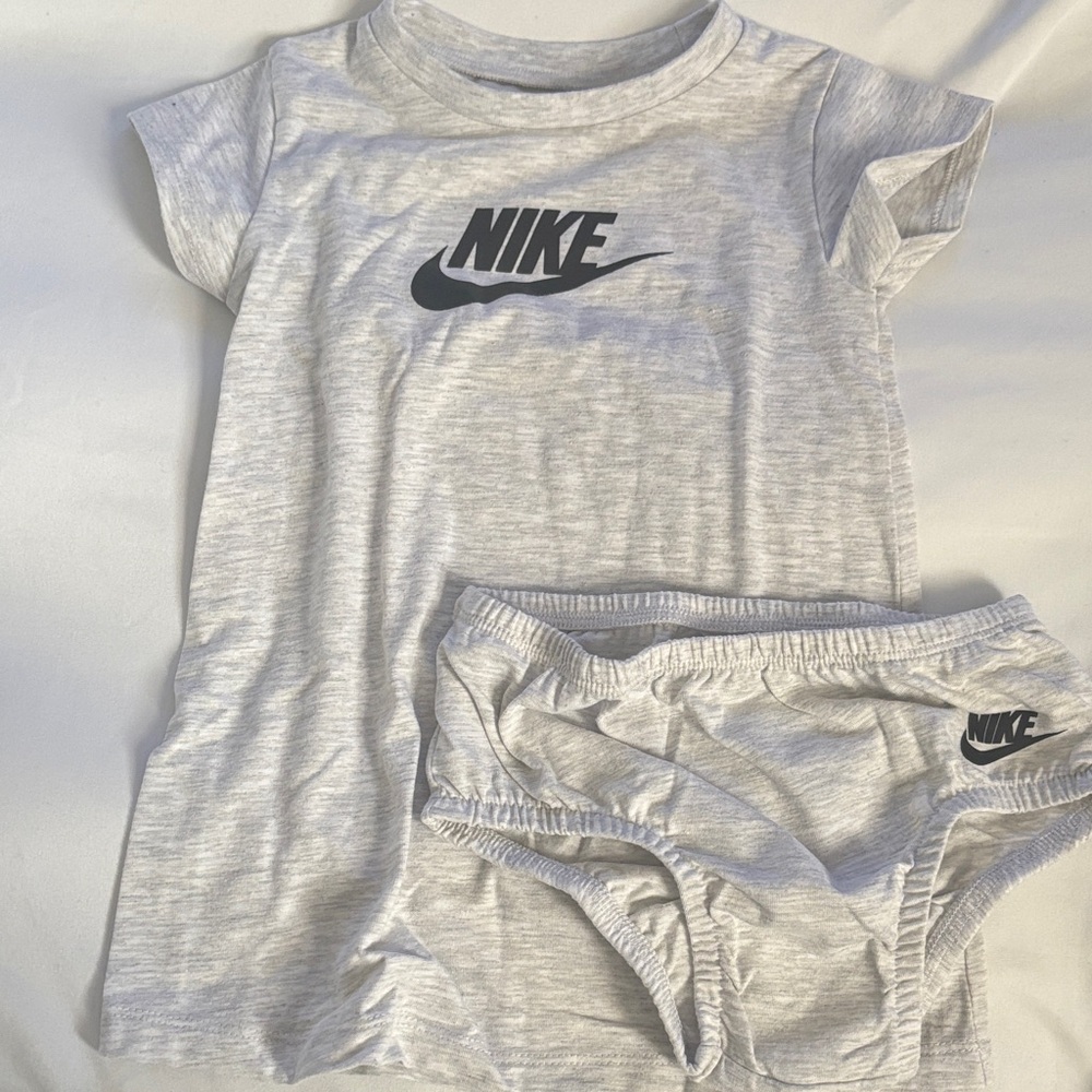 Nike Heather Gray Baby Outfit Set